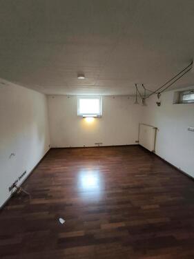 Foto - Büro zu vermieten - 300,00 EUR Kaltmiete,