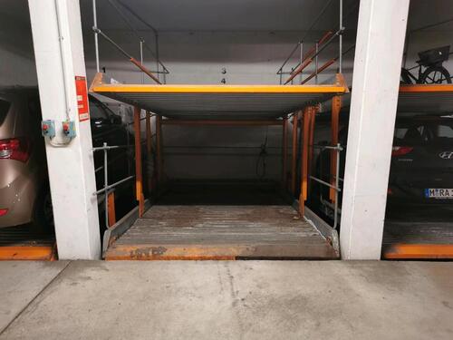 Foto - Tiefgarage Duplex unten - 60,00&nbsp;EUR Miete,