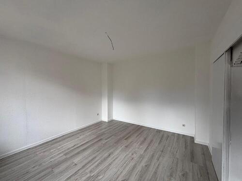 Foto - Etagenwohnung zur Miete in Reinsdorf