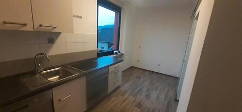 Foto - Wohnung 4 Zimmer Küche Bad zu vermieten