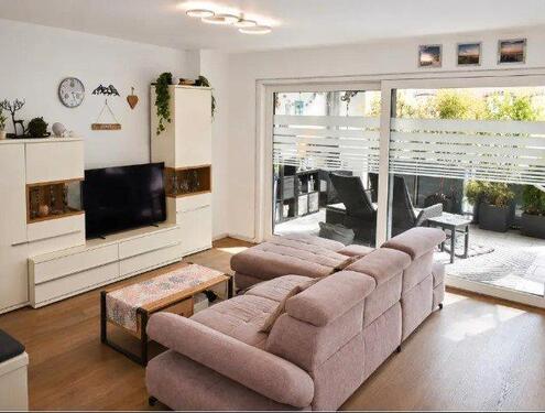 Foto - Neuwertige 4,5 Zimmer-Wohnung, Garten, Balkon, TG & Barrierefrei