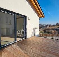 ***Traumhafte Neubau Dachgeschosswohnung mit Dachterrasse und Garage in Passau zur Miete***