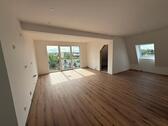 Foto - 4 Zimmer Dachgeschoßwohnung zur Miete in Buttenwiesen