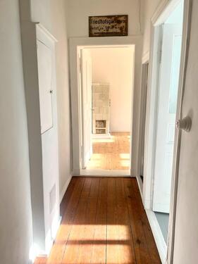 Foto - Altbauperle Schillerkiez: Saniert, Balkon, Kachelofen, maklerfrei