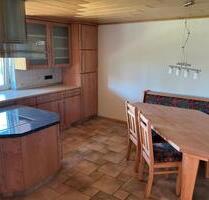 Geräumige 4 Zimmer-Wohnung mit Balkon im 1. Obergeschoss - Passau Auerbach