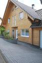 Foto - Bezugsfertiges ökologisches Holzhaus am buddhistischen Zentrum