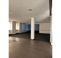 Große Gewerbefläche (über 14 Zimmer) in Innenstadtlage - Sulzbach-Rosenberg