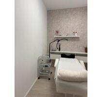 Kosmetikstudio Raumvermietung - 500,00&nbsp;EUR Kaltmiete, in München (PLZ: 80807) Schwabing-Freimann