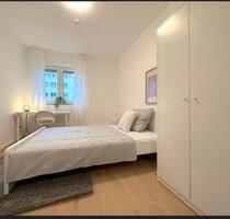 1 Zimmer im 4 WG Wohnung - 650,00&nbsp;EUR Kaltmiete, ca.&nbsp; 11,00&nbsp;m&sup2; in Frankfurt am Main (PLZ: 60326) Gallus