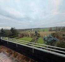 modernisierte 3,5-Zimmer-Dachgeschosswohnung Wohnung inkl Stellpl - Duisburg Essenberg