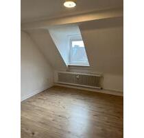 Familienfreundliches Dachgeschoss mit 5 Zimmern in Krefeld