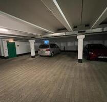 Tiefgaragenstellplatz in Bogenhausen - München