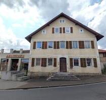 Ehemalige Apotheke mit zwei Wohneinheiten und viel Nutzfläche - Maroldsweisach