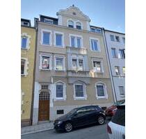 Lichtdurchflutete 4-Raumwohnung - Hof Altstadt