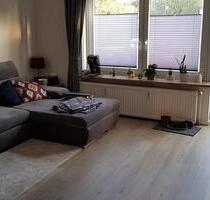 Schöne 2 Zimmerwohnung mit großer Terrasse und PKW Stellplatz - Kiel Russee