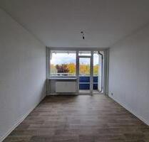 Zeit zum Toben, Spielen und Lachen! Familienwohnung mit Balkon - Halle (Saale) Nietleben