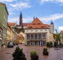 Zentrale, lichtdurchflutete Gewerbeinheit in sanierten MFH - Meißen