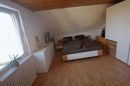 Foto - 3.5 Zimmer Dachgeschoßwohnung in Neuhof