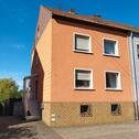 Foto - 1 - 2 Familienhaus in Nalbach - 185.000,00&nbsp;EUR Kaufpreis, ca.&nbsp; 160,00&nbsp;m&sup2;