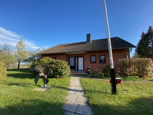 Foto - Bungalow auf Traumgrundstück ca. 2.000 qm