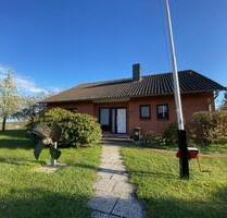 Bungalow auf Traumgrundstück ca. 2.000 qm - Lauenburg/Elbe