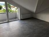 Foto - Vermiete Dachgeschosswohnung - 800,00 EUR Kaltmiete, ca.  75,00 m²