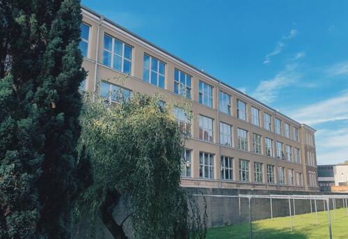 Foto - Eigener Raum im 95 m² Industrieloft – plus Studio-Seminarfläche