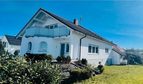 Foto - EFH +Doppelgarage+ ELwhg. mit Loggia in 72336 Balingen-Engstlatt