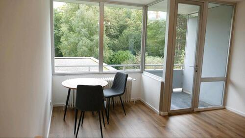 Foto - Möblierte 1-Zimmer-Wohnung mit EBK, Balkon in Eschborn