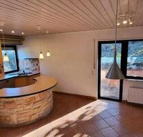 Charmantes Haus möchte aus seinem Dornröschenschlaf wachgeküsst w - Queidersbach