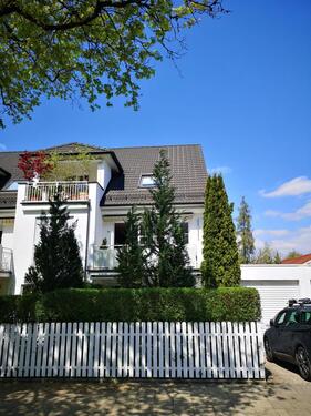 Foto - Moderne 2-3 Zimmerwohnung, HobbyraumHomeoffice, 2 Bäder, Garten