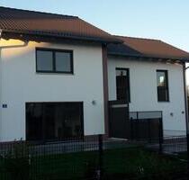 Doppelhaushälfte mit Loft im DG kleiner Garten und Garage - Weil