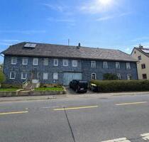 Wohnhaus mit sofort nutzbarem Wohnbereich und 350m² Ausbaureserve - Sonnefeld