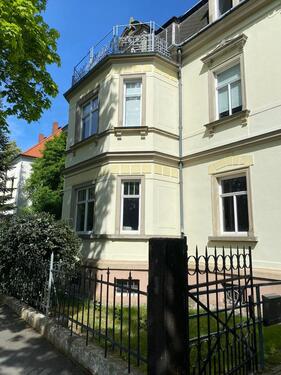Foto - 4-Zi. Wohnung mit Balkon und Garten Nähe Stadtpark in Stadtvilla