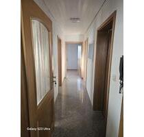 Wohnung zu Vermieten - 1.000,00&nbsp;EUR Kaltmiete, ca.&nbsp; 67,00&nbsp;m&sup2; in Gärtringen (PLZ: 71116)