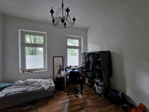 Foto - Helles möbliertes 20 m² Zimmer in Düsseldorf zu vermieten