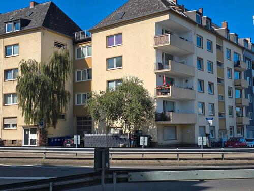 Foto - Schöne 2 ZKB mit Balkon kann möbliert übernommen werden..........