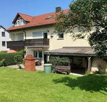 Helle 5-Zi-Wohnung mit sonniger Terrasse, Balkon & Garten - Amberg