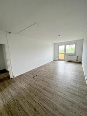 Foto - Großzügig geschnittene Familienwohnung mit Balkon!