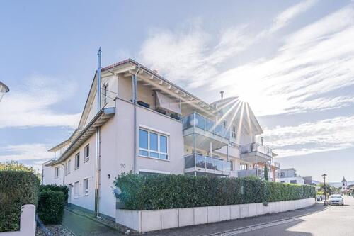 Foto - 3-Zimmer-Wohnung mit Einbauküche, Terrasse, Rheinblick u. Stellplatz