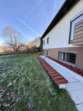 Foto - 3-Zimmer-Souterrainwohnung mit Küche in Ermreus