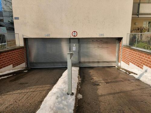 Foto - Tiefgaragenstellplatz Stellplatz Garage Tiefgarage Duplex Auto