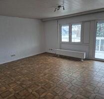 Wohnung in 2 Familienhaus - 1.100,00&nbsp;EUR Kaltmiete, ca.&nbsp; 91,70&nbsp;m&sup2; in Pfungstadt (PLZ: 64319)
