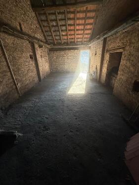 Foto - Abstellraum zentral sicher trocken Strom und Wasser