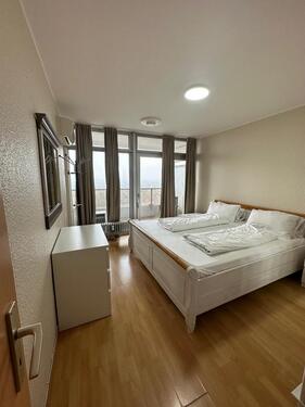 Foto - Uni-Center 3-Zimmer Wohnung - 1.200,00&nbsp;EUR Kaltmiete, ca.&nbsp; 63,00&nbsp;m&sup2;