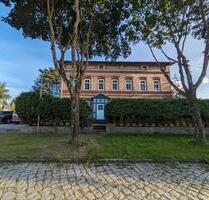 Baugrundstück & Mehrfamilienhaus im Paket – 25917 Leck