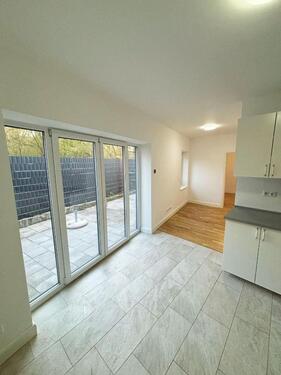 Foto - Moderne Wohnung mit Terrasse 3 Zimmer + Wohnküche in Königs Wuste