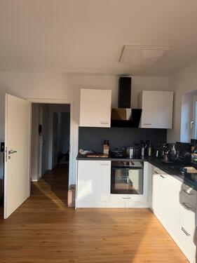 Foto - wunderschöne, renovierte 2-Zimmer Wohnung mit EBK + Balkon