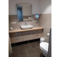 Vollmöbliertes Appartement - 1.000,00&nbsp;EUR Kaltmiete, ca.&nbsp; 45,00&nbsp;m&sup2; in Regensburg (PLZ: 93055) Brandlberg