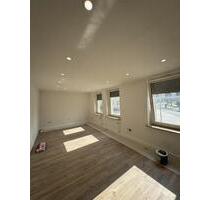 Renovierte EG-Wohnung mit 111m2 Wohnfläche & 400m2 Garten! - Waltrop